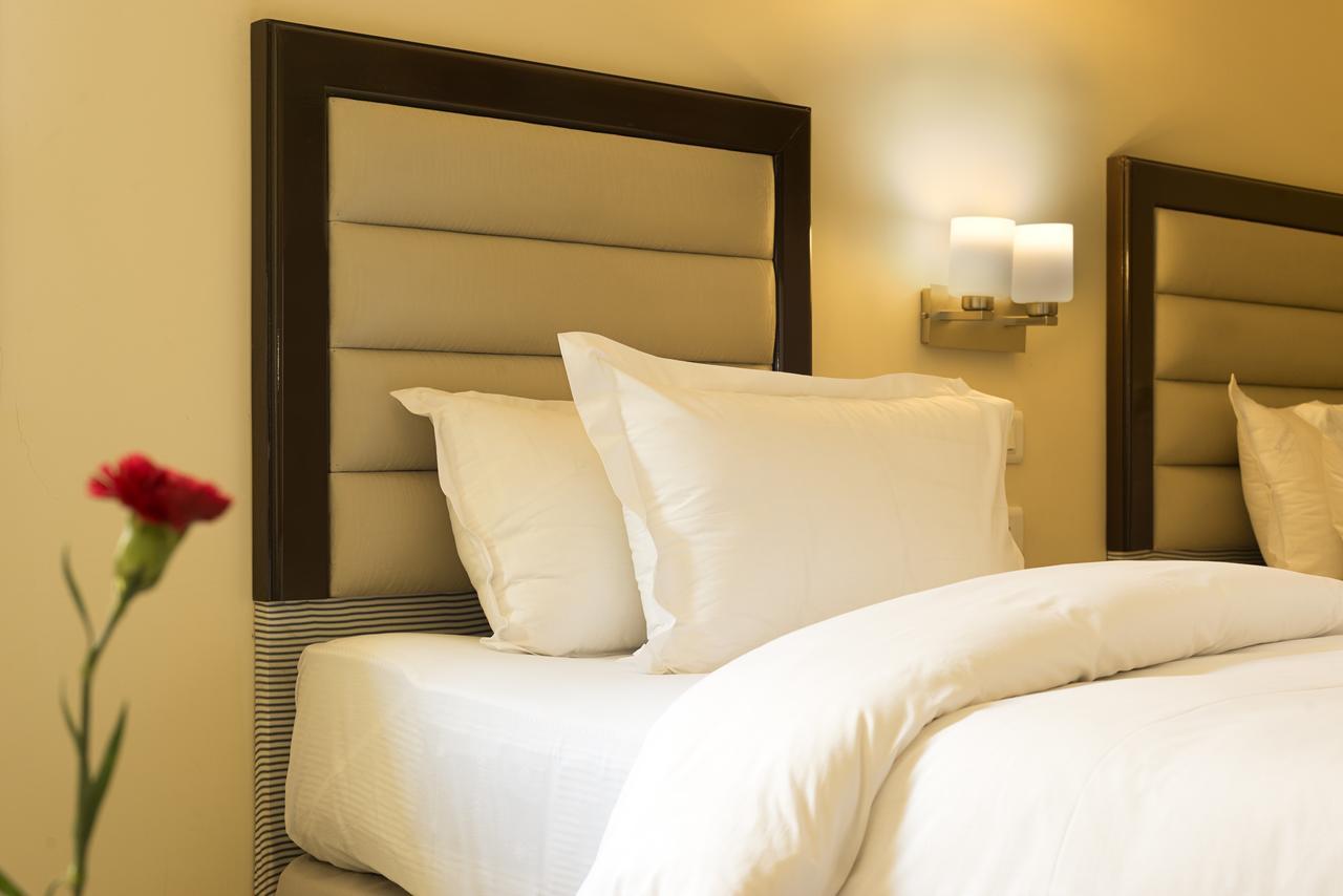 Sunshine Hotel Raigarh Zewnętrze zdjęcie